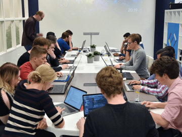 open hack night sfeerbeeld