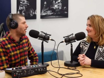 sfeerbeeld iris en marcus in de podcast